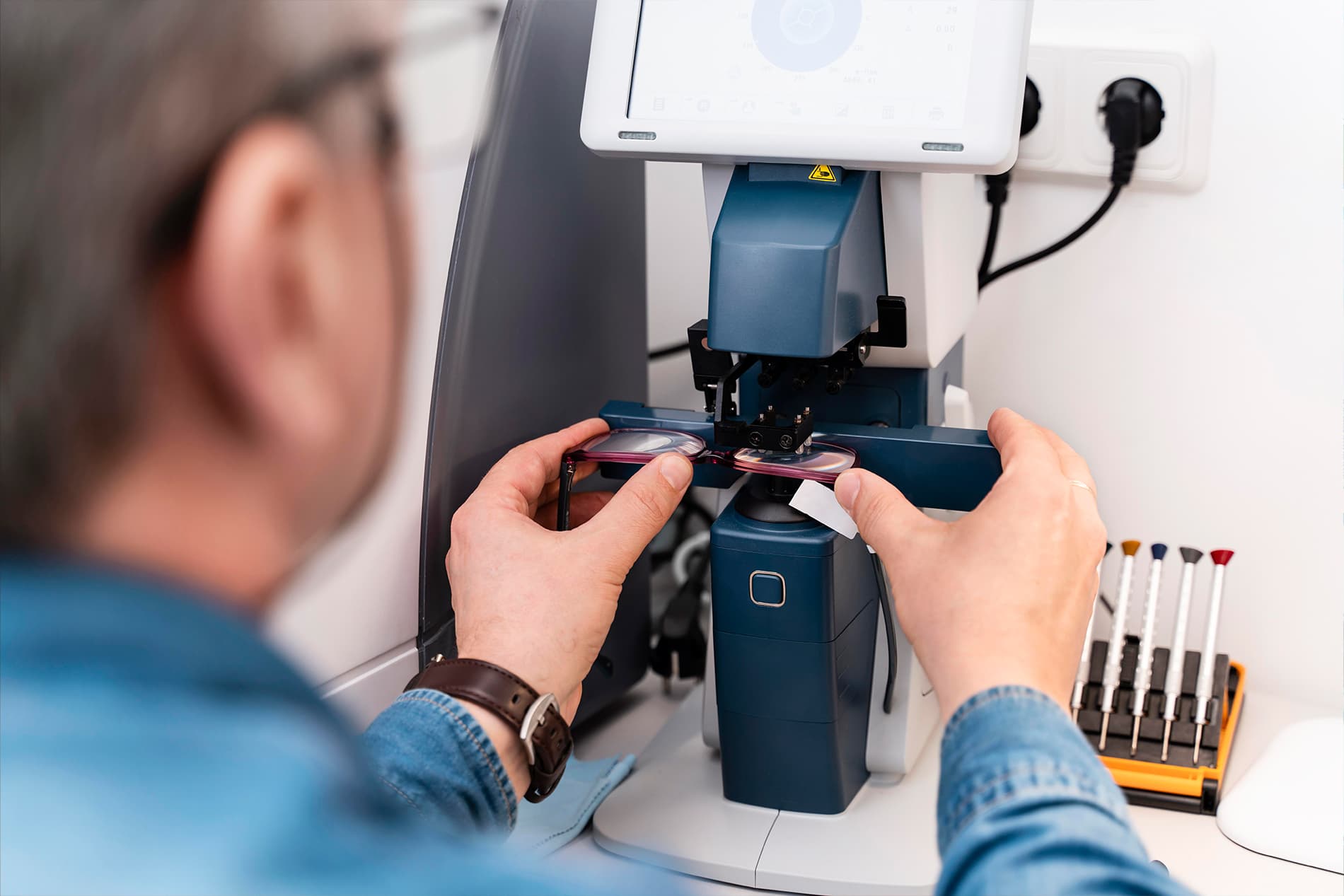 Naprawa okularów w Wadowicach