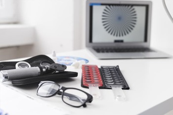 Optometrysta a Optyk - czym się różnią